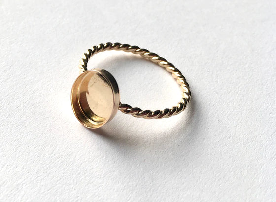 Oval rope ring